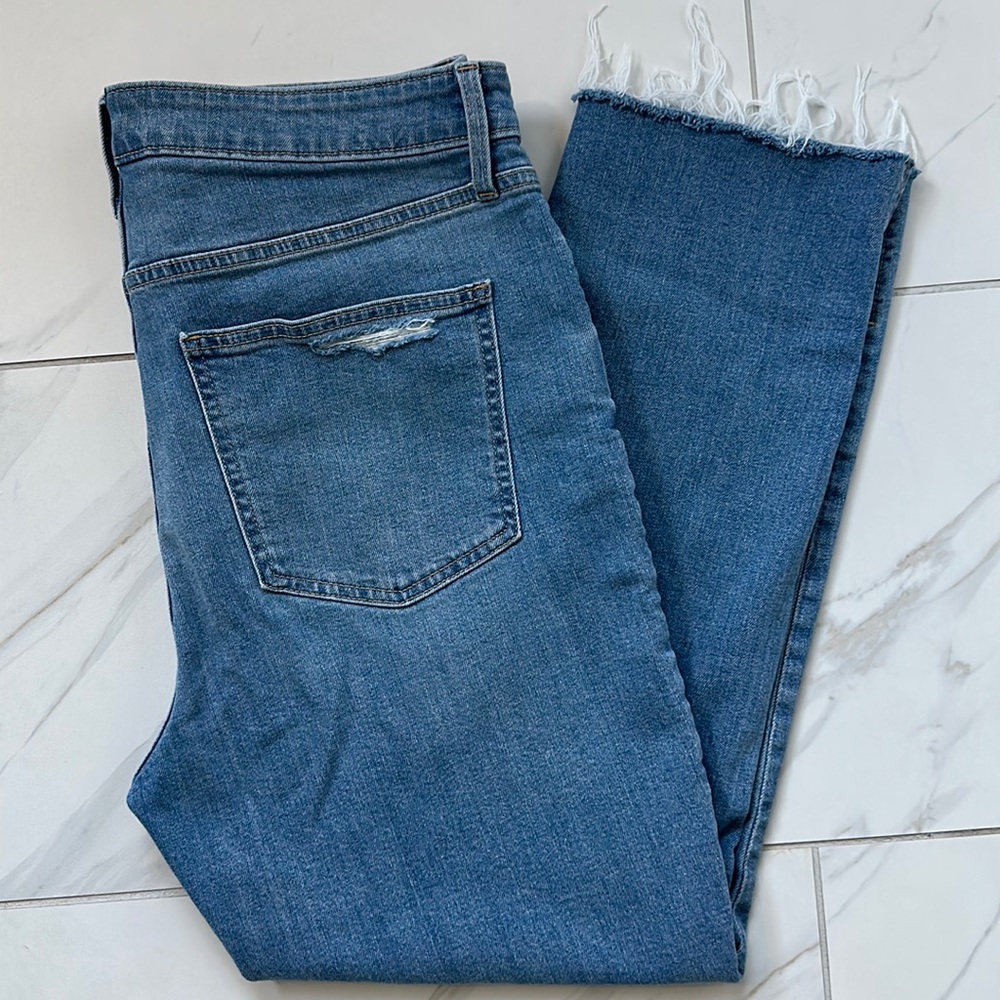 Gap Vintage slim sky high cropped distressed jeans 32